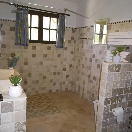 Avec Piscine Privee, Climatisation Et Parking Aux Issambres - Fr-1-768-26 *