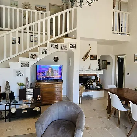 Villa Avec Piscine Privee, Climatisation Et Parking Aux Issambres - Fr-1-768-26 Villa Les Issambres