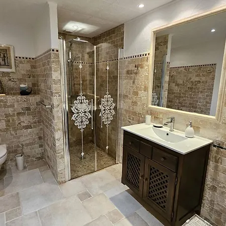 Villa Avec Piscine Privee, Climatisation Et Parking Aux Issambres - Fr-1-768-26 Les Issambres