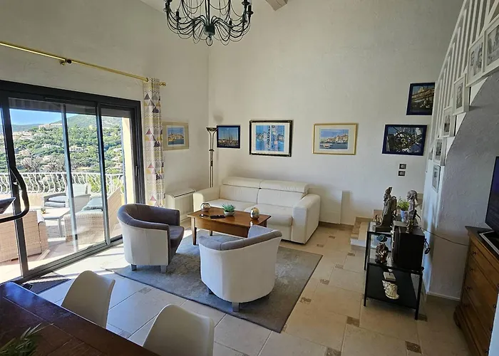 Villa Avec Piscine Privee, Climatisation Et Parking Aux Issambres - Fr-1-768-26