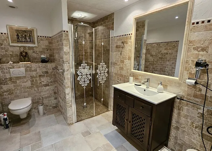 Avec Piscine Privee, Climatisation Et Parking Aux Issambres - Fr-1-768-26 Les Issambres